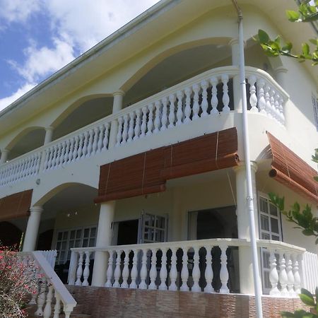 Tropical Garden Self Catering Victoria Exterior foto